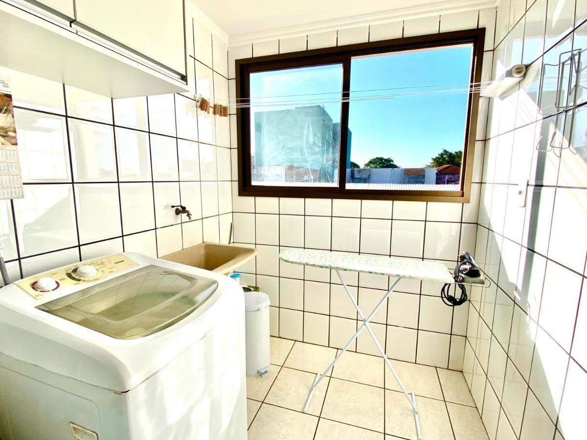 Apto No Centro Perto Do Shopping Com 2 Quartos De Casal Arcond Wifi Fibra Homeoffice E Garagem Em Дорадус Экстерьер фото